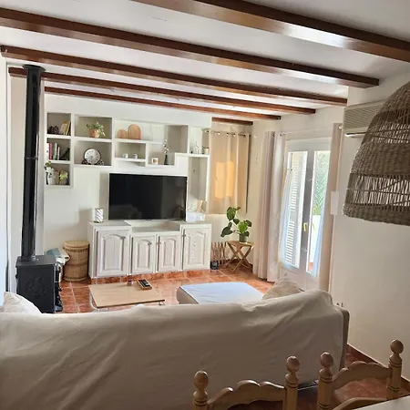 Apto Moderno Con Piscina Y Parking, Playa A 10 Min Andando Appartement *