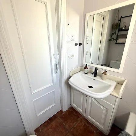 Apto Moderno Con Piscina Y Parking, Playa A 10 Min Andando Appartement *